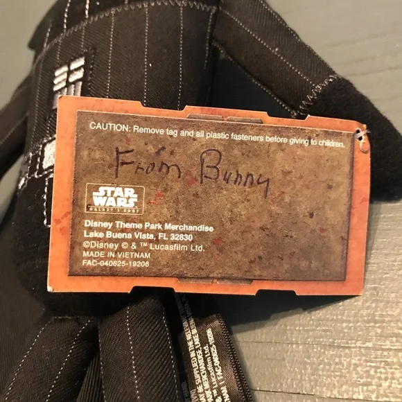 Darth Vader - Picture 3 of 4